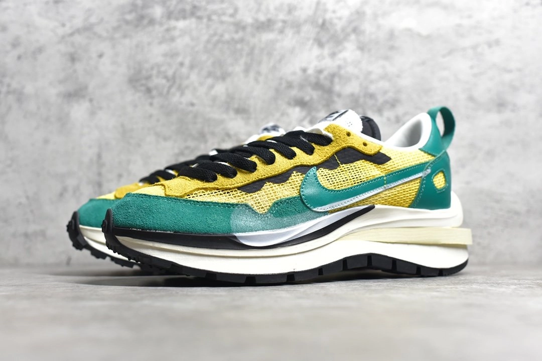 Sacai x NK VaporFly Yellow