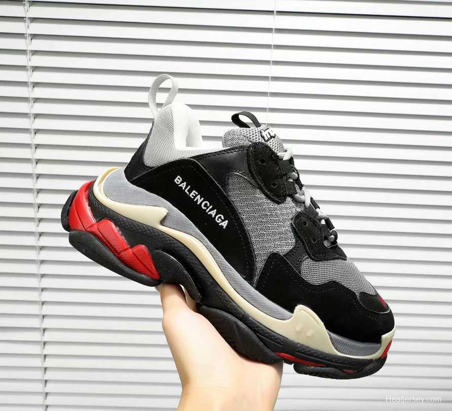 Men/Women Balenciaga Triple-S Sneaker 3 Color Item 6380340