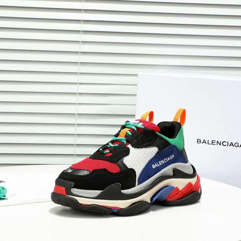 Men/Women Balenciaga Triple S Black/Red/White Sneaker Item 6380400